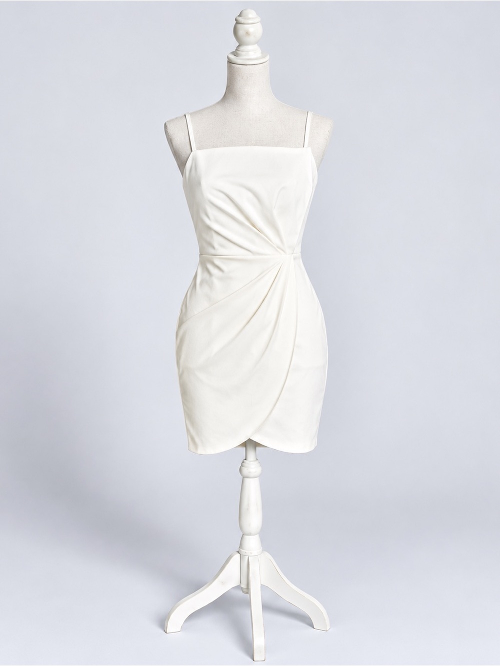 Elegant White Spaghetti-Strap Sheath Dress